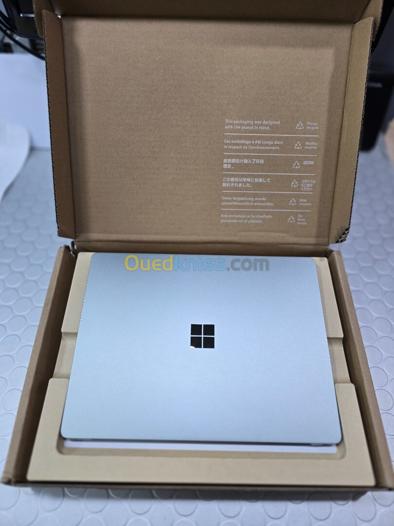 Microsoft surface go 2 i5 1135G7 puissant 