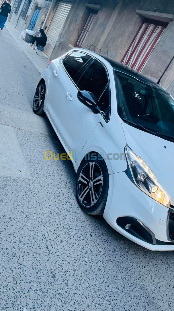 Peugeot 208 2018 GT Line