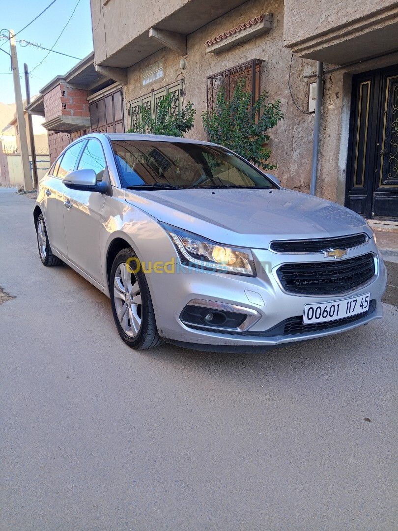 Chevrolet Cruze 2017 Notchback