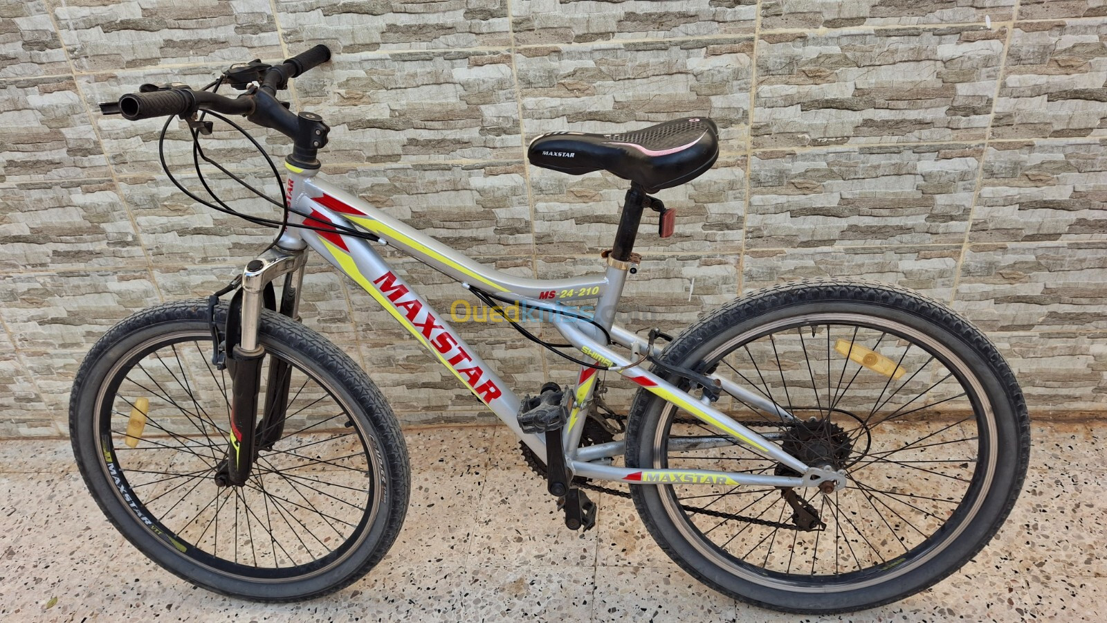 Vélo MAXSTAR 24