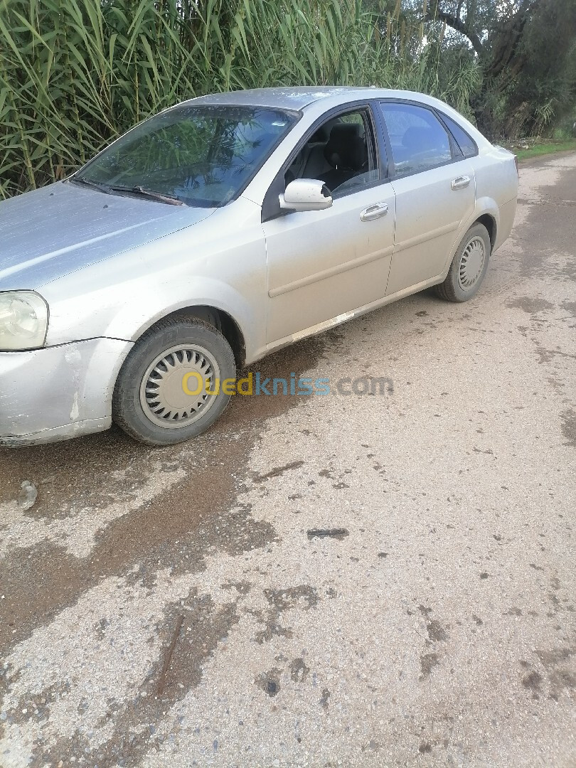 Chevrolet Optra 4 portes 2005 Optra 4 portes