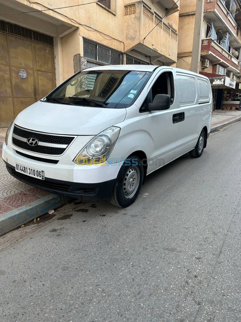 Hyundai H1 2010 Tolé