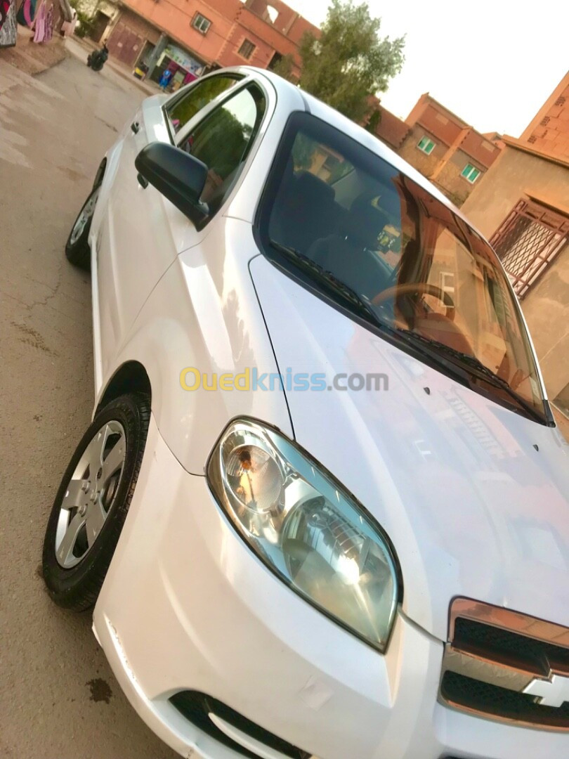 Chevrolet Aveo 4 portes 2012 Autre