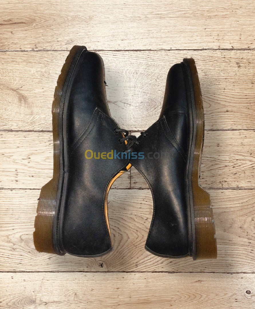 Doc Martens 1461 PW ( Chaussure de Luxe) pointure 43 venu de France état comme neuf 