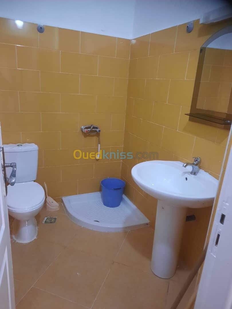 Location vacances Appartement F3 Jijel Jijel