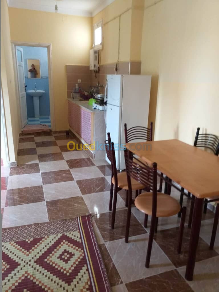 Location Appartement F3 Jijel Jijel