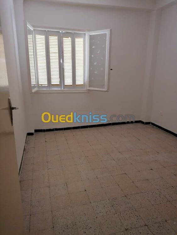 Location Appartement F3 Alger Zeralda