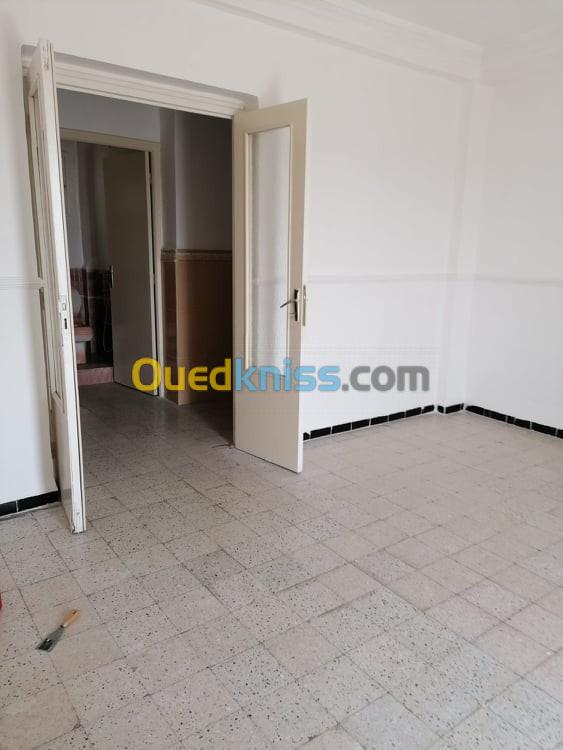 Location Appartement F3 Alger Zeralda