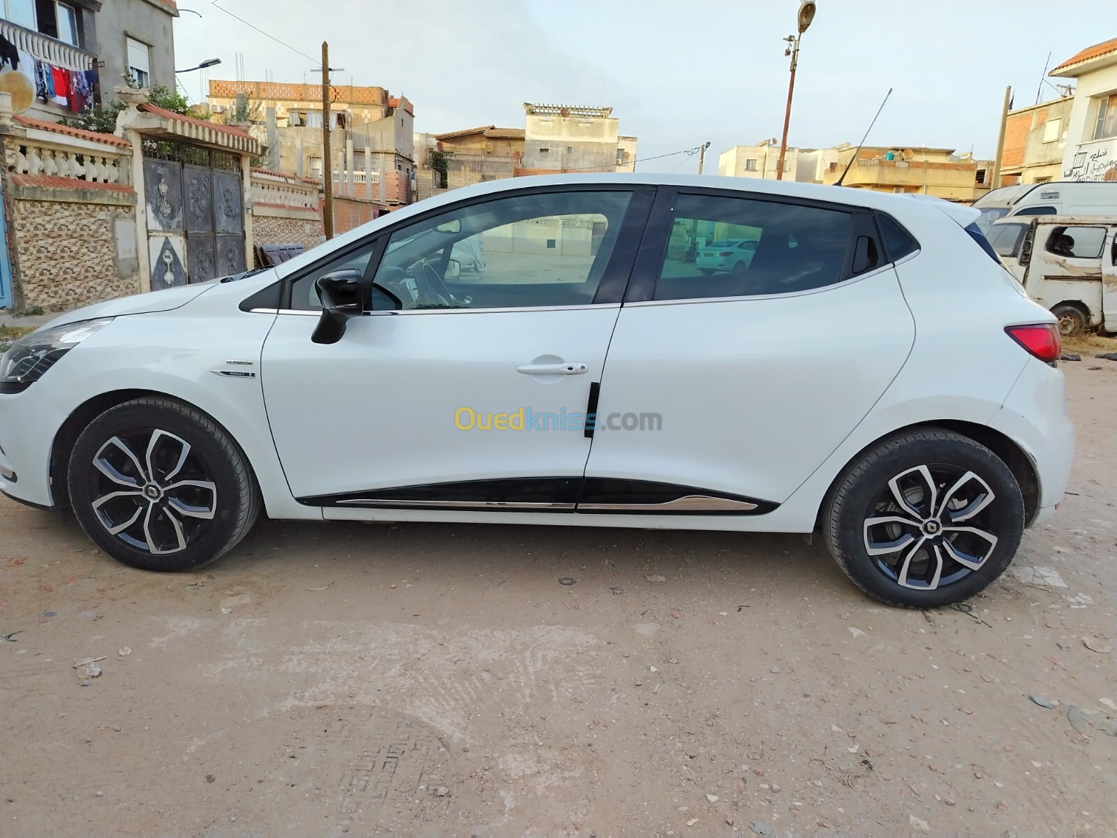 Renault Clio 4 2019 Limited 2