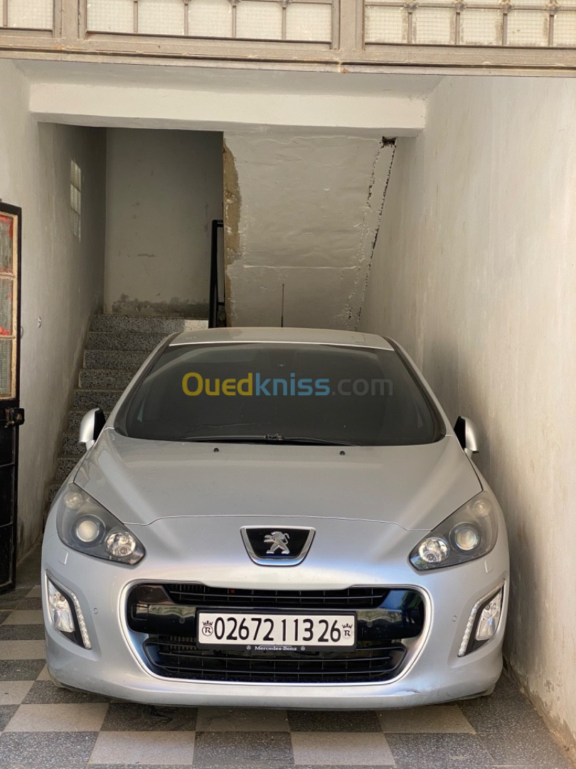 Peugeot 308 2013 1.6hdi 112ch