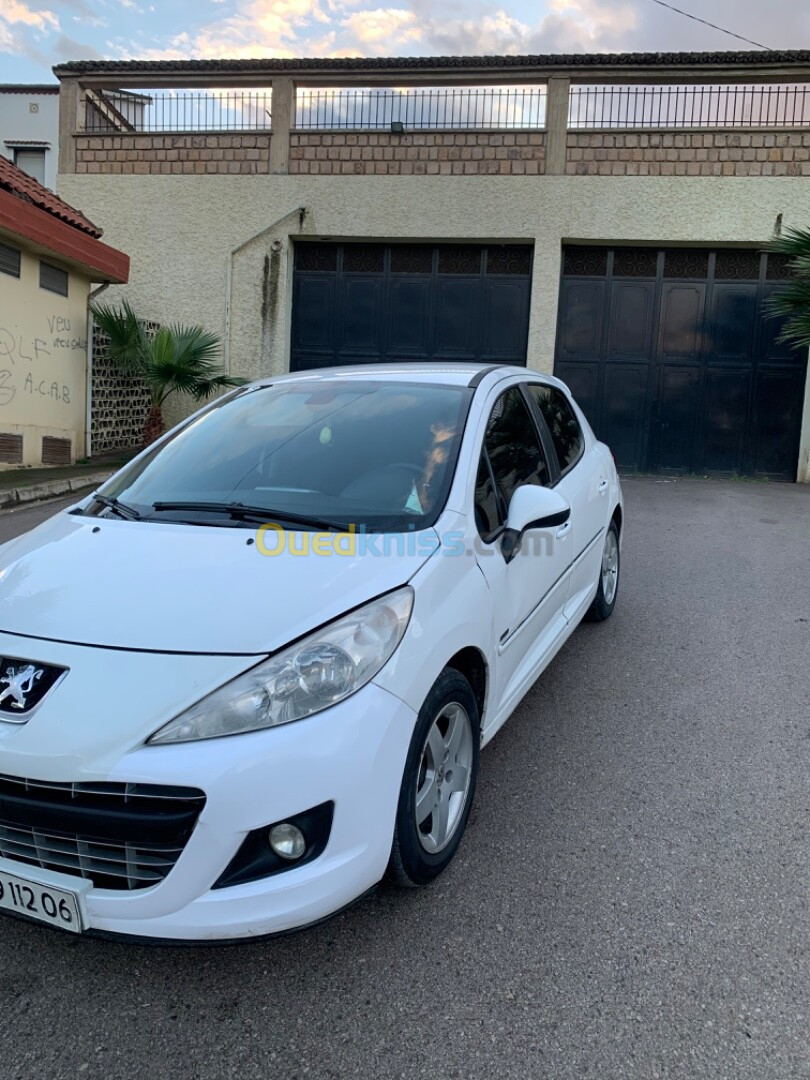 Peugeot 207 2012 