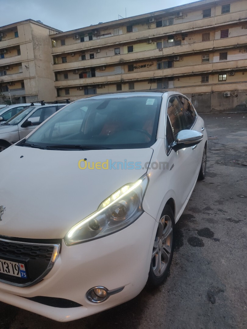 Peugeot 208 2013 Allure