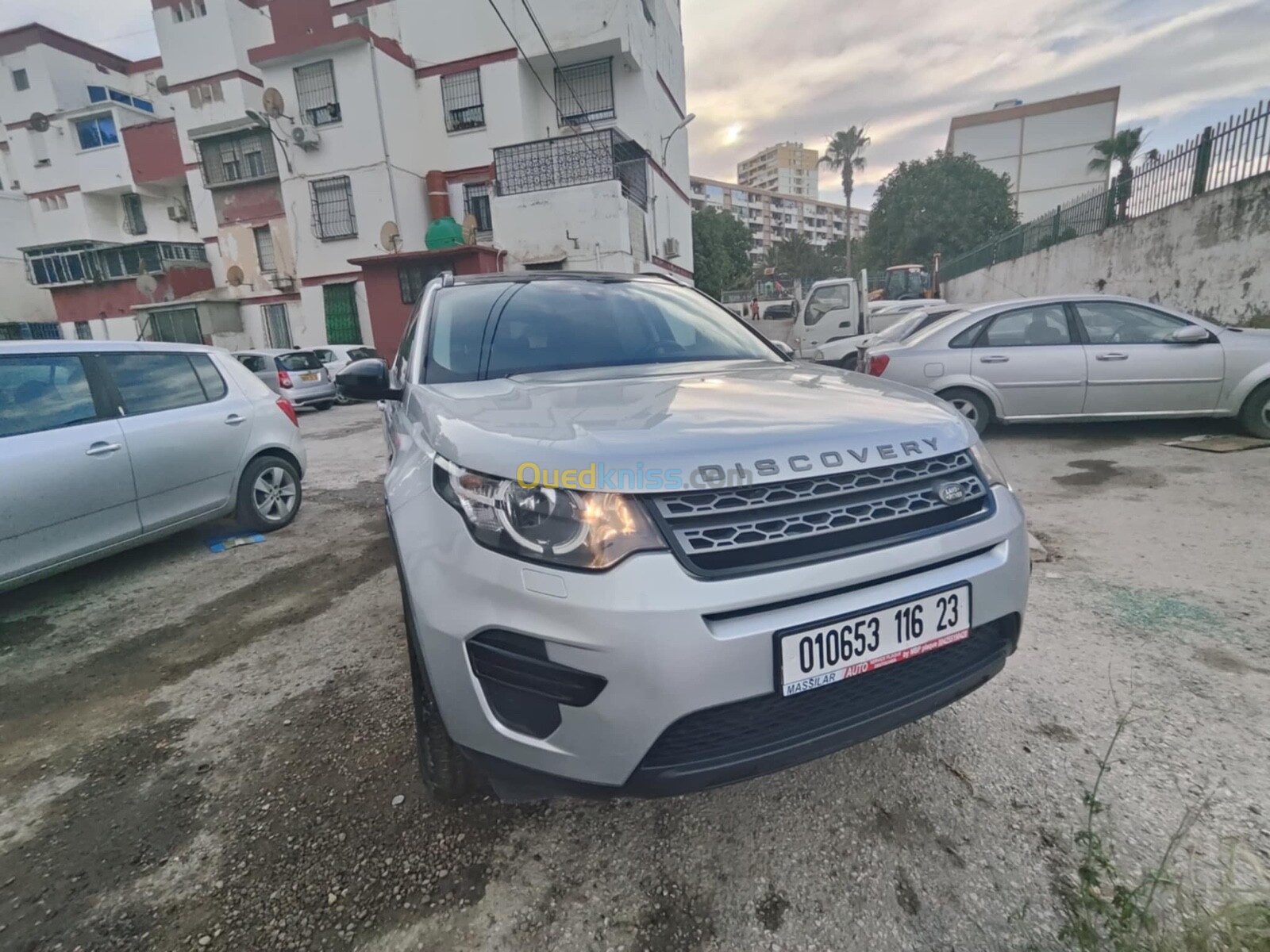 Land Rover Land Rover  2016 Premium 