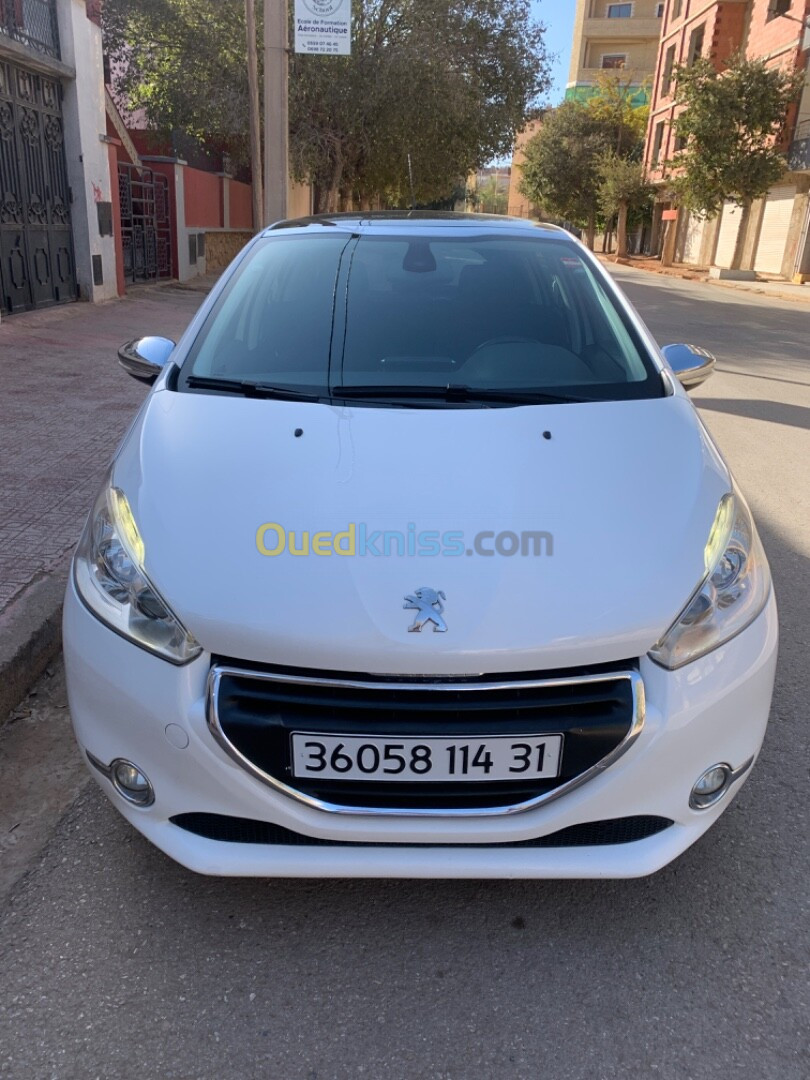 Peugeot 208 2014 Allure