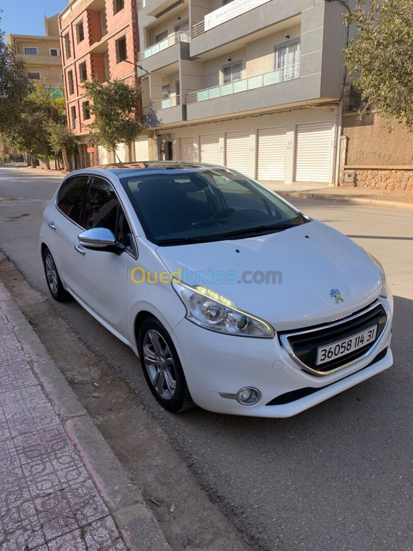 Peugeot 208 2014 Allure