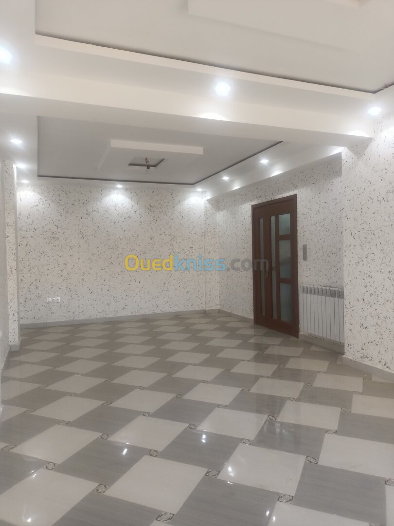 Location Appartement F4 Alger Draria