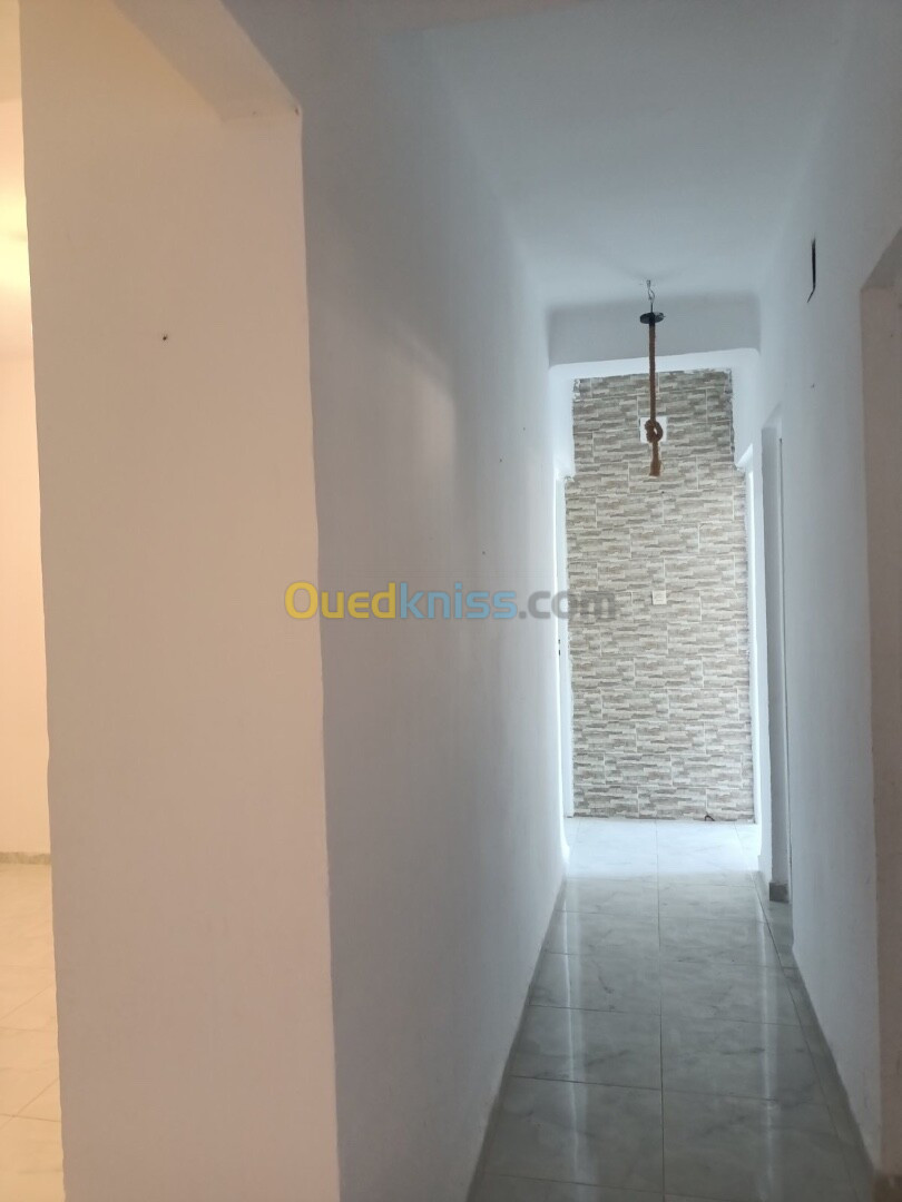 Location Appartement F3 Alger Draria