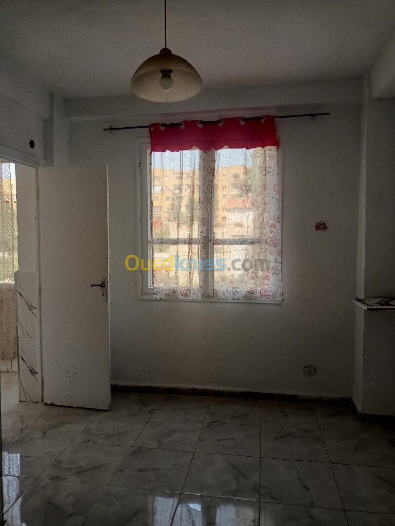 Location Appartement F3 Alger Draria