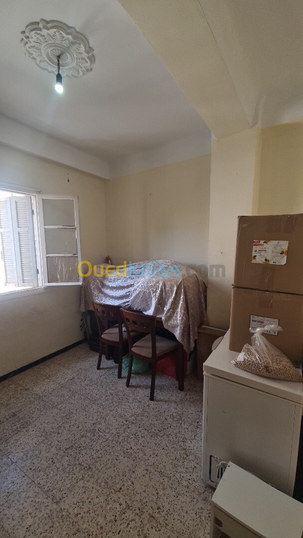 Location Appartement F3 Alger Kouba