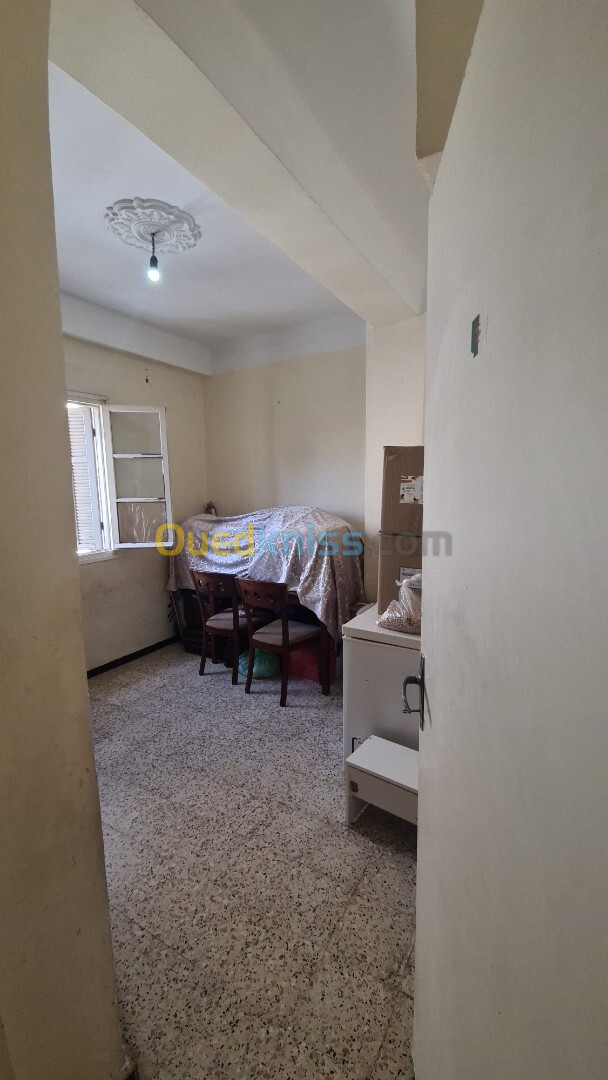 Location Appartement F3 Alger Kouba