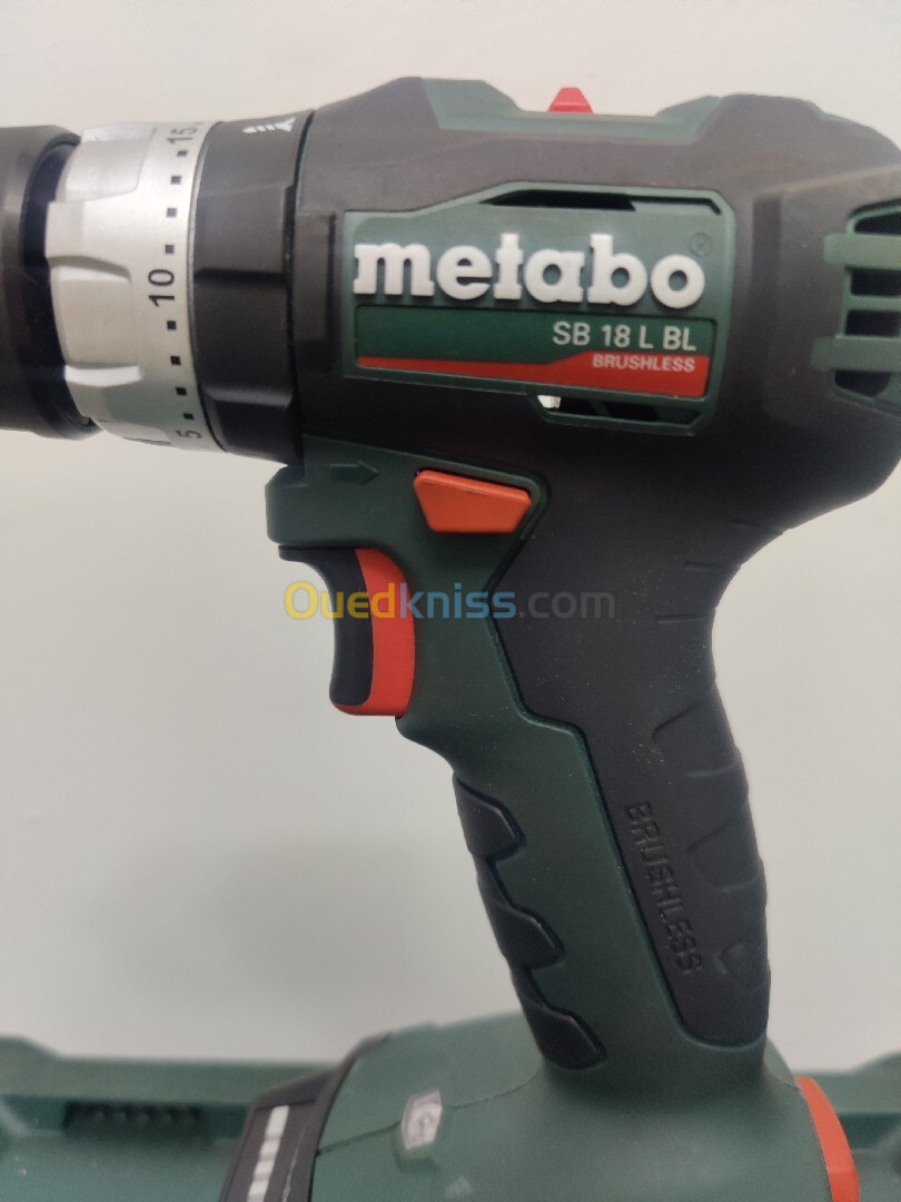 Perceuse visseuse à percussion METABO 18V Brushless 