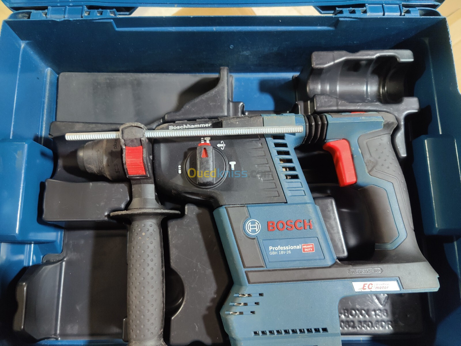 Perforateur Bosch 18v-26 Brushless 