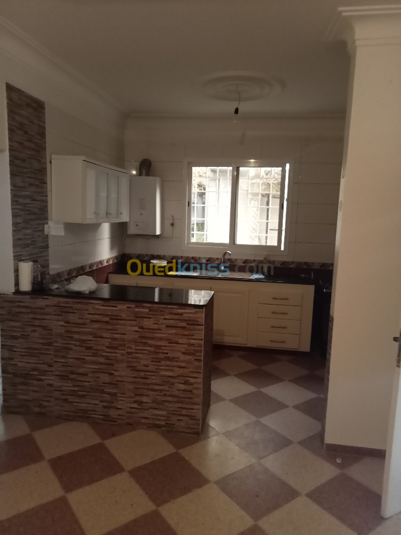 Location Niveau De Villa F3 Alger Cheraga