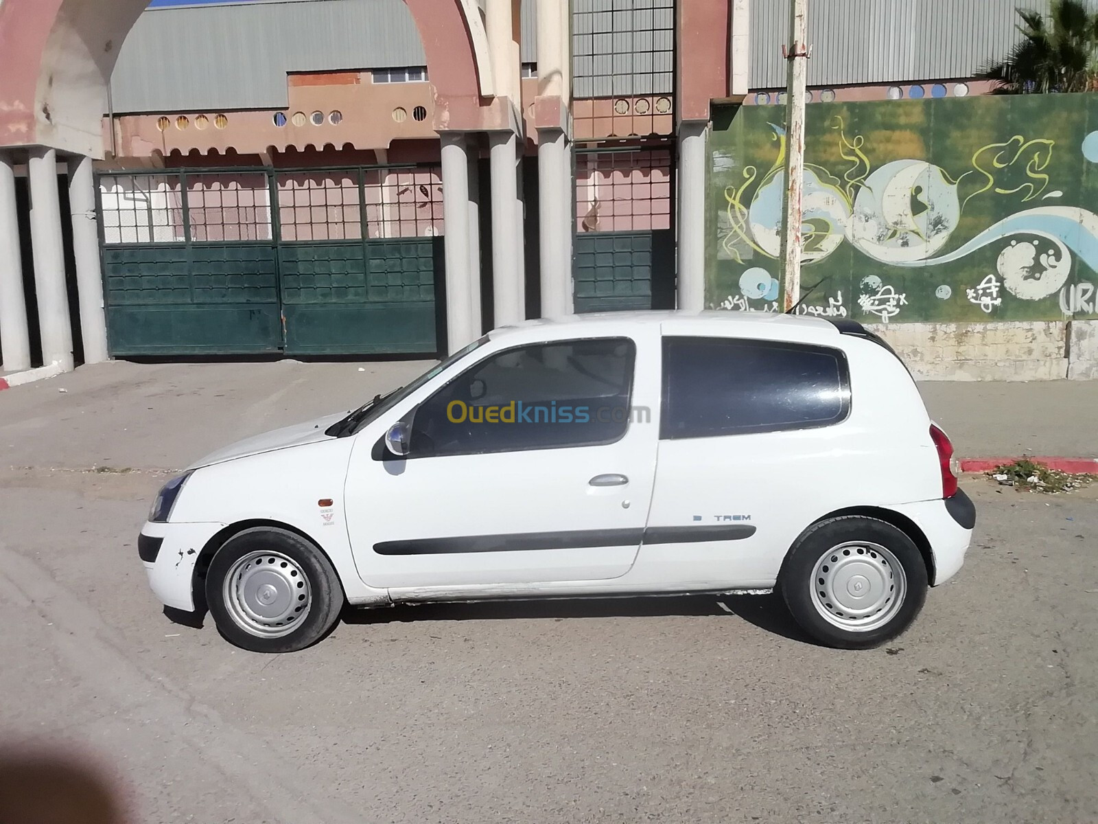 Renault Clio 2 2001 Extreme