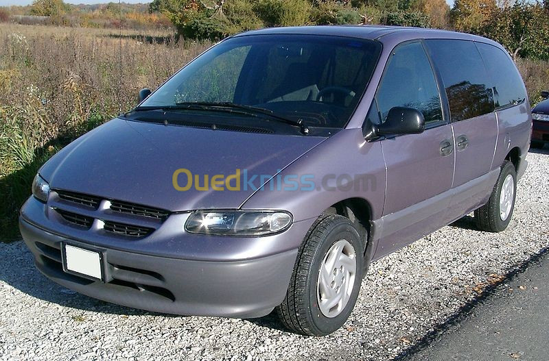 Chrysler Voyager 3 1999 Voyager 3