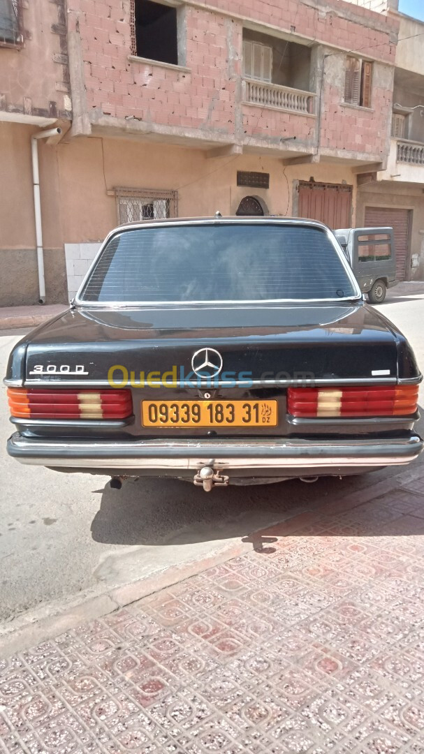 Mercedes Classe E 1983 W123 300D