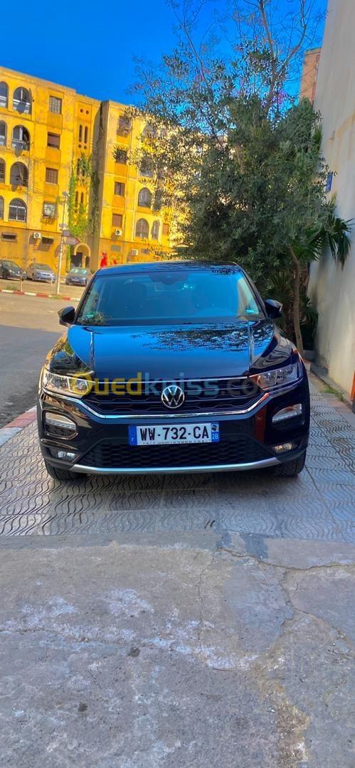 Volkswagen T-Roc 2021 Finitoin active