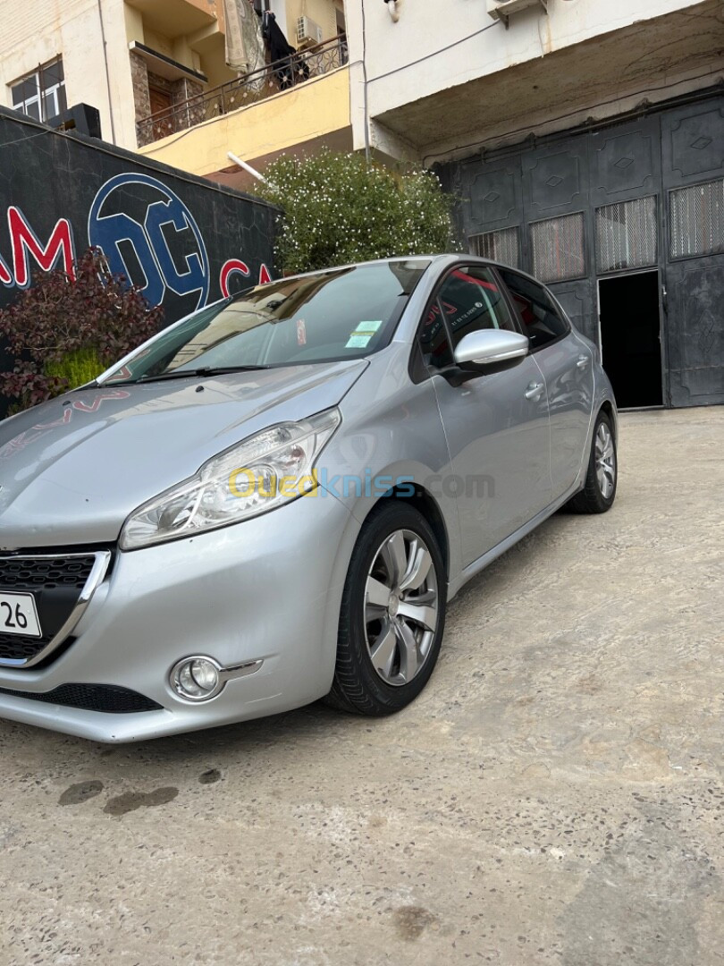 Peugeot 208 2013 Allure