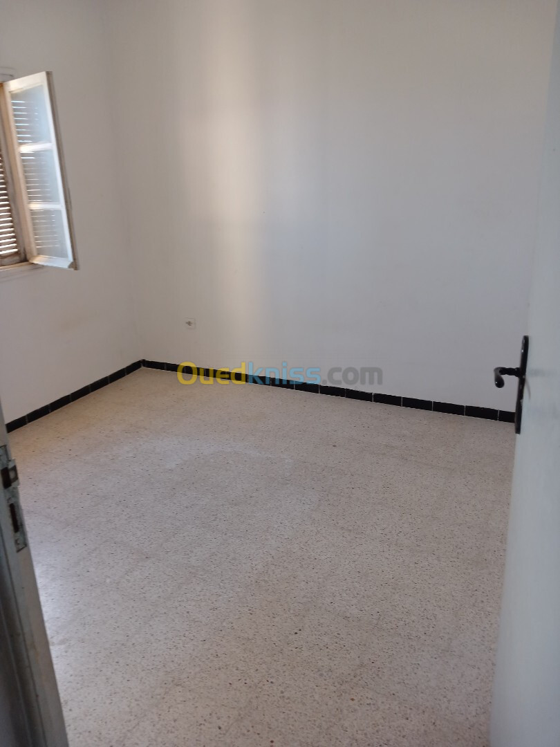 Vente Appartement F3 Alger Ain benian