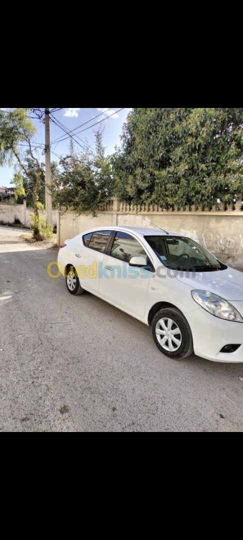 Nissan Sunny 2014 Acenta pack