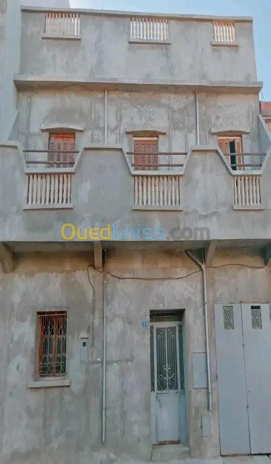 Vente Appartement F6 Sidi bel abbes Ain el berd