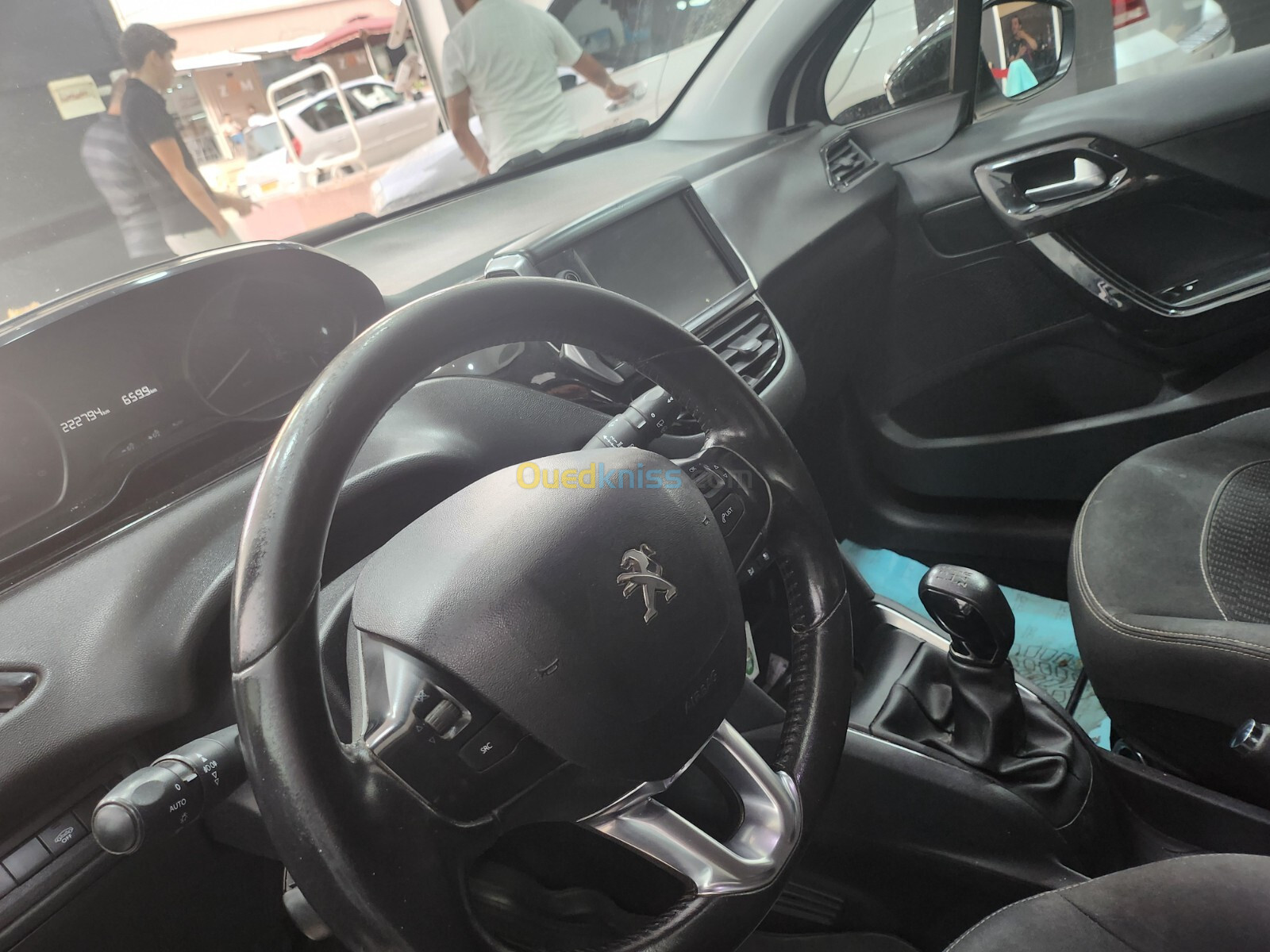 Peugeot 208 2019 Allure