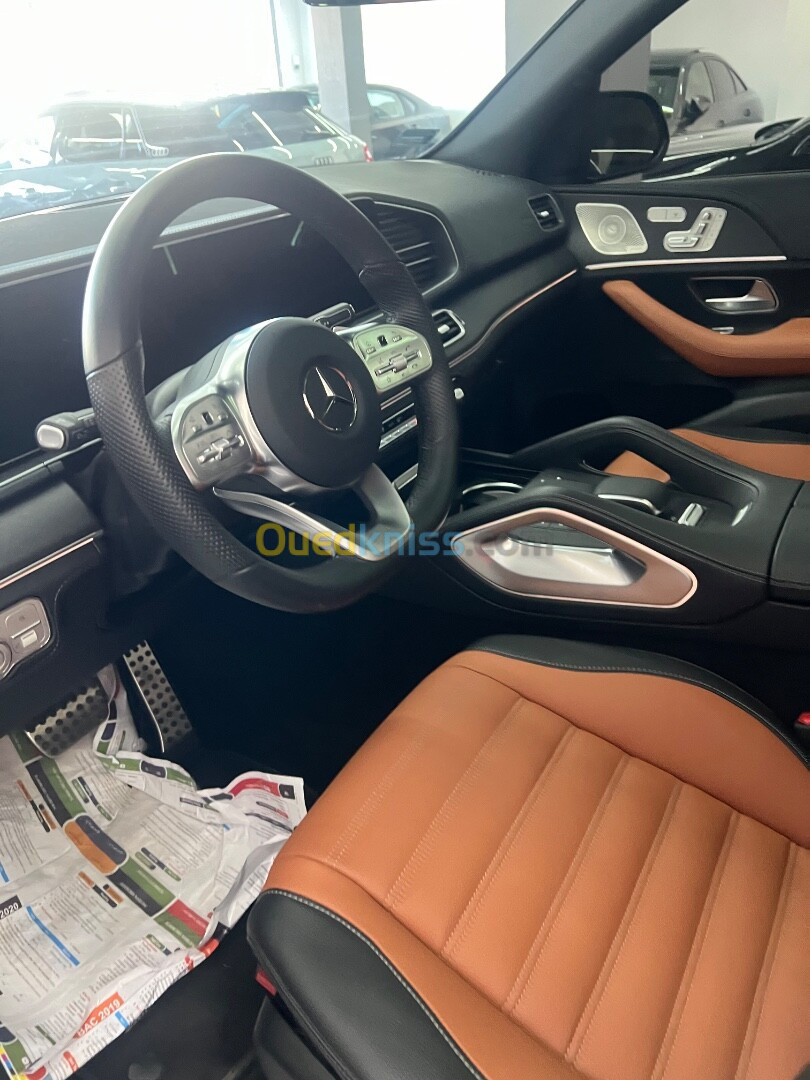 Mercedes Gle 07 places 2023 AMG