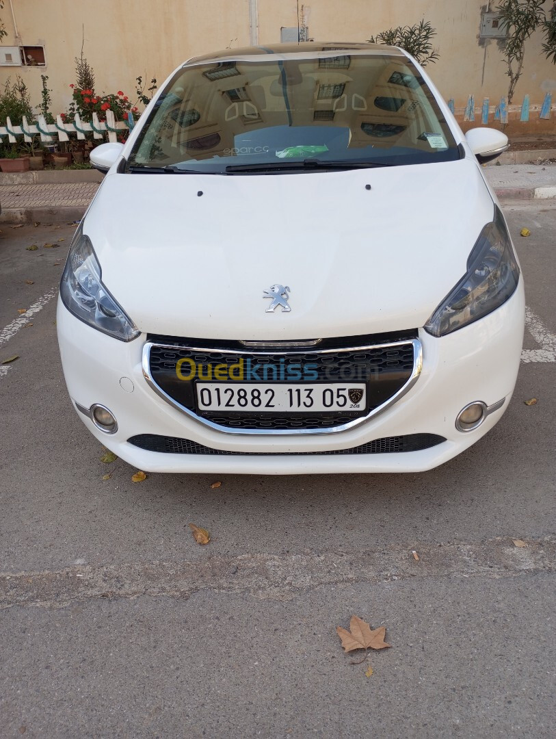 Peugeot 208 2013 Allure