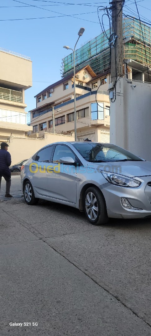 Hyundai Accent RB  5 portes 2017 Préstige