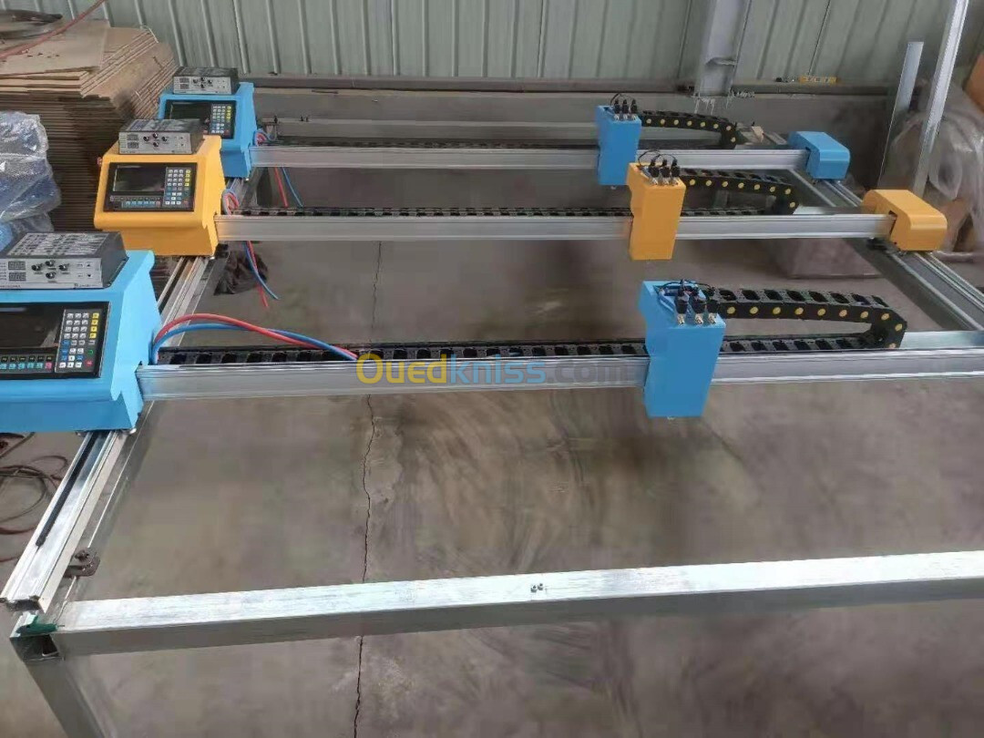 Machine CNC plasma آلة رقمية لقطع الحديد