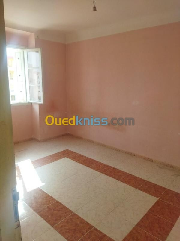 Vente Appartement F4 Batna Oued chaaba