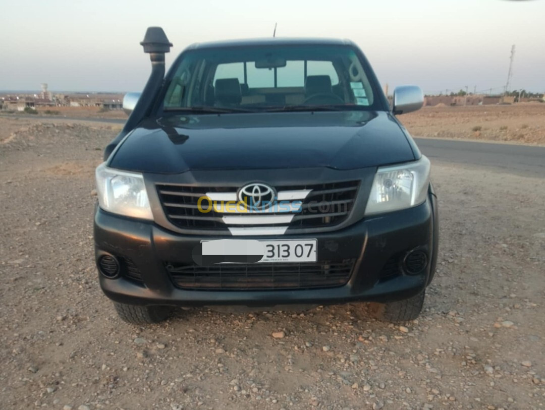 Toyota Hilux 2013 Legend 7