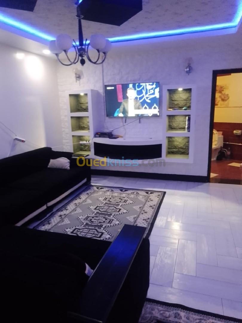 Location Appartement F5 Skikda Skikda