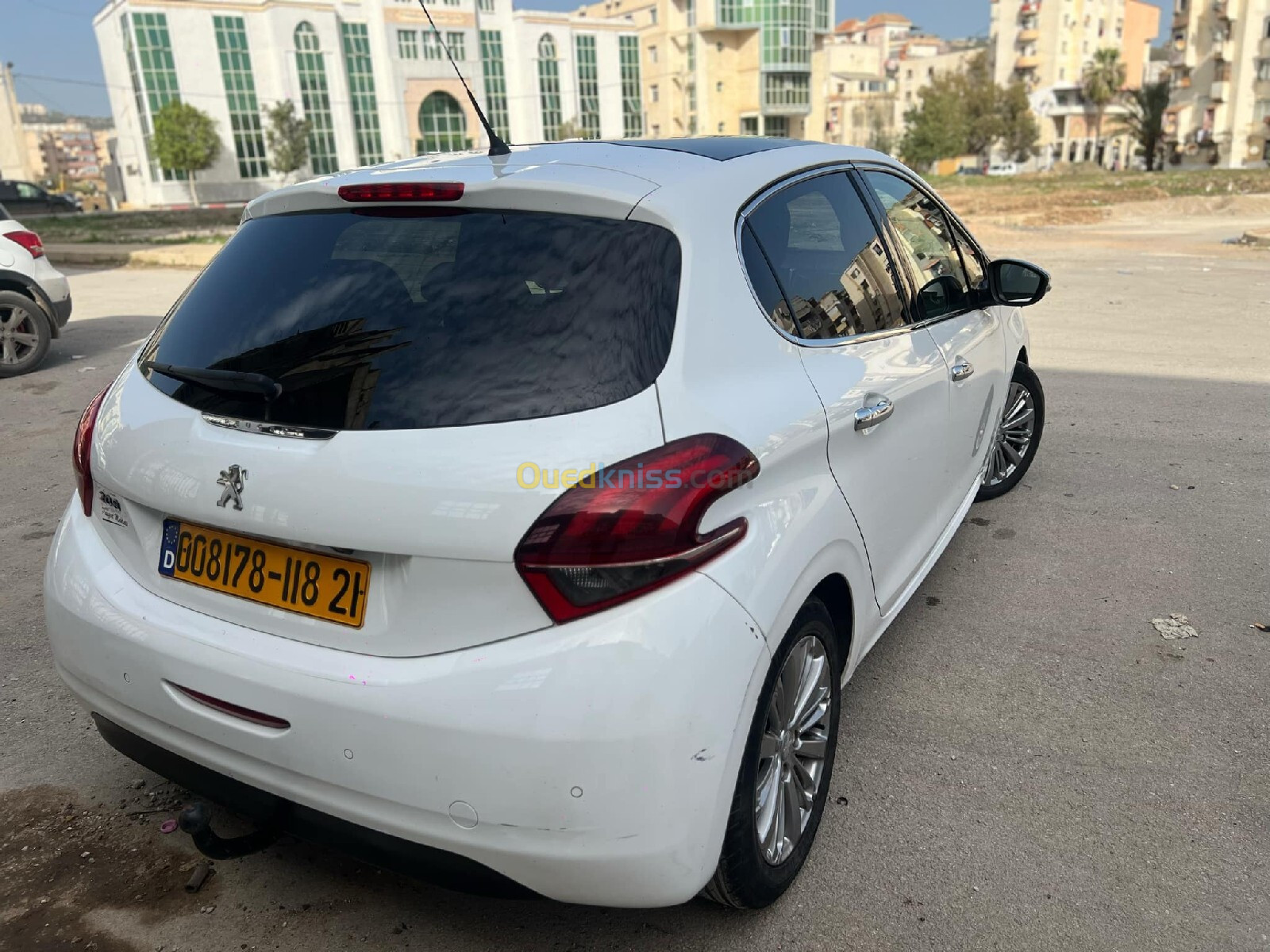 Peugeot 208 2018 Allure Facelift