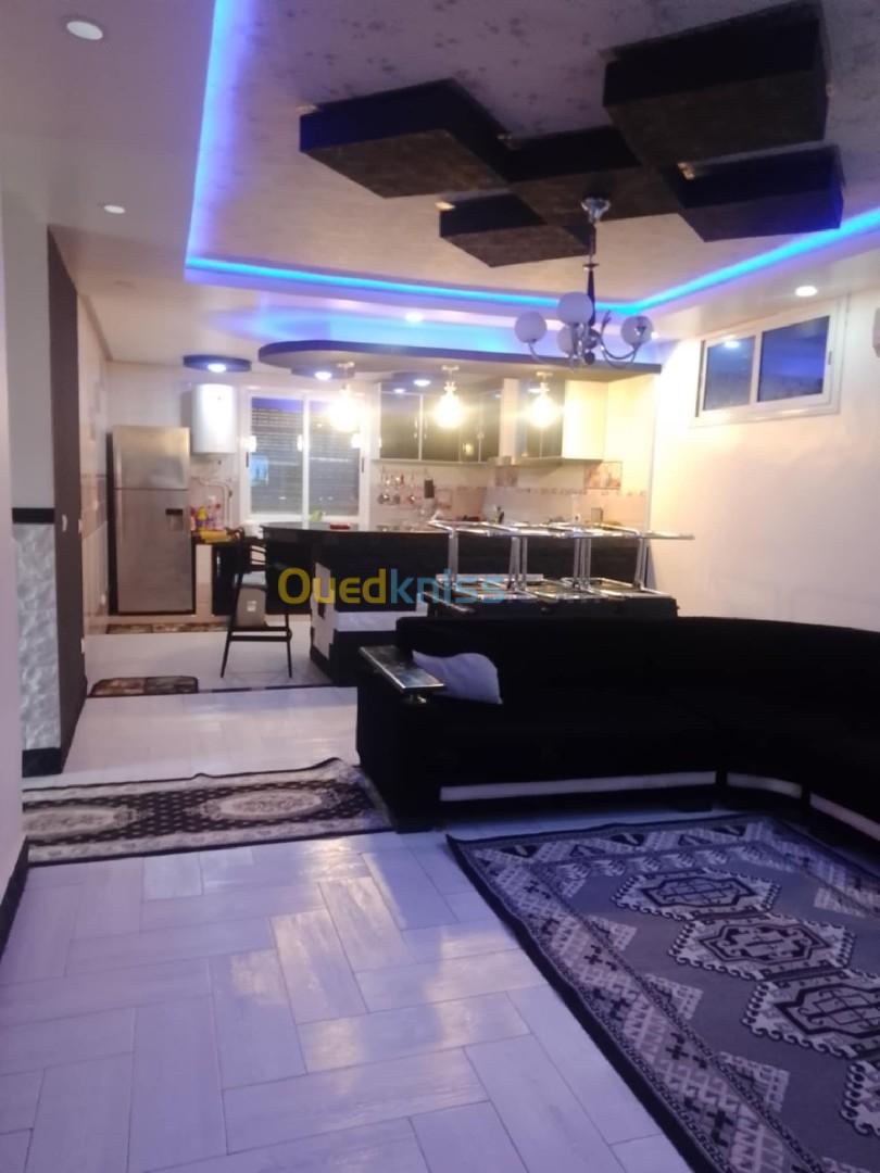 Location Appartement F5 Skikda Skikda