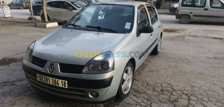 Renault Clio 2 2004 Extreme