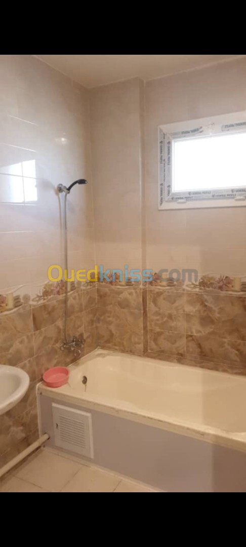 Location Appartement F5 Alger Souidania