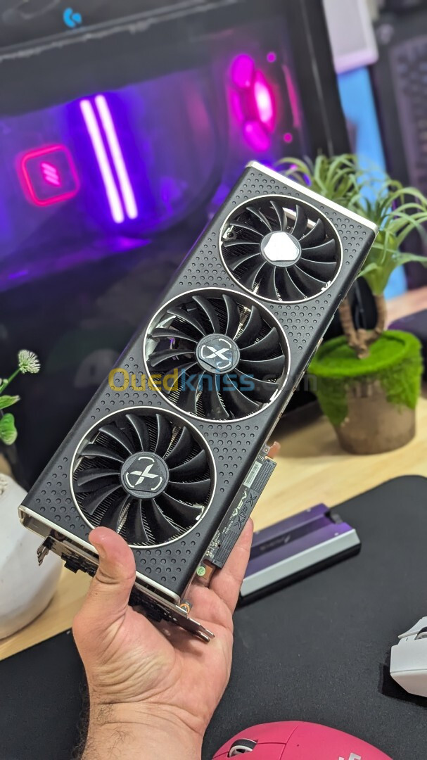  AMD Radeon XFX RX 6700 XT 12 Go GDDR6