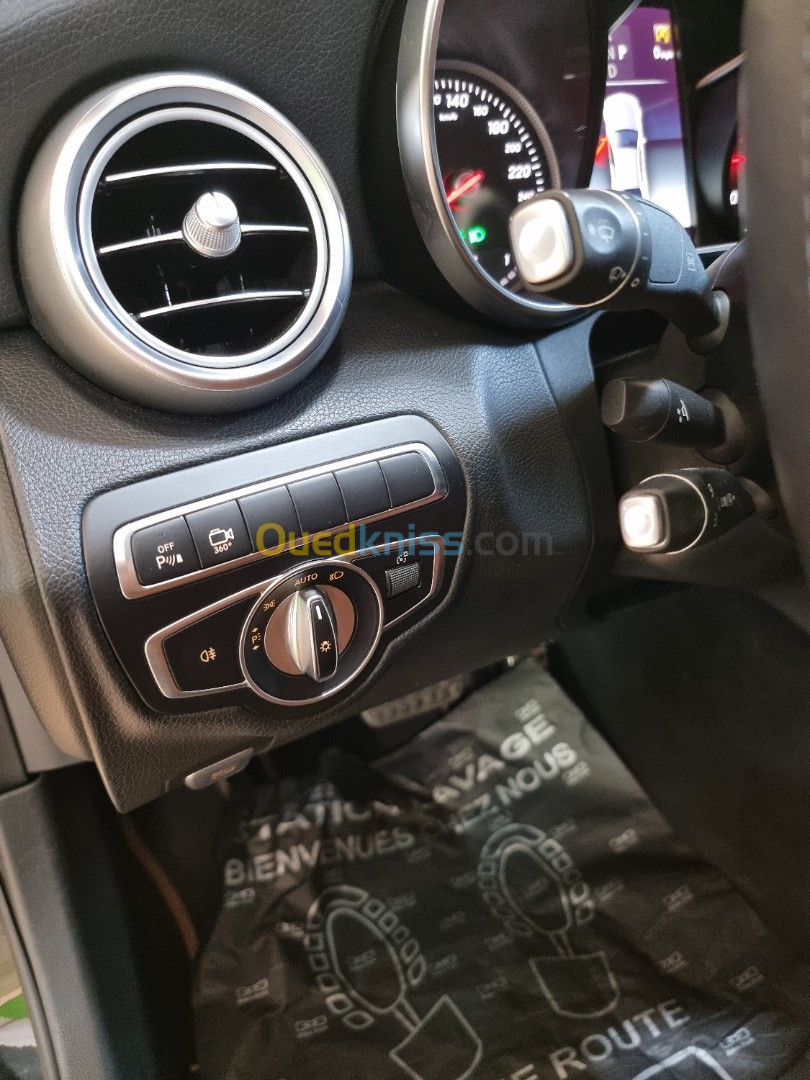 Mercedes Classe C 2018 250 AVANTGARDE Designo