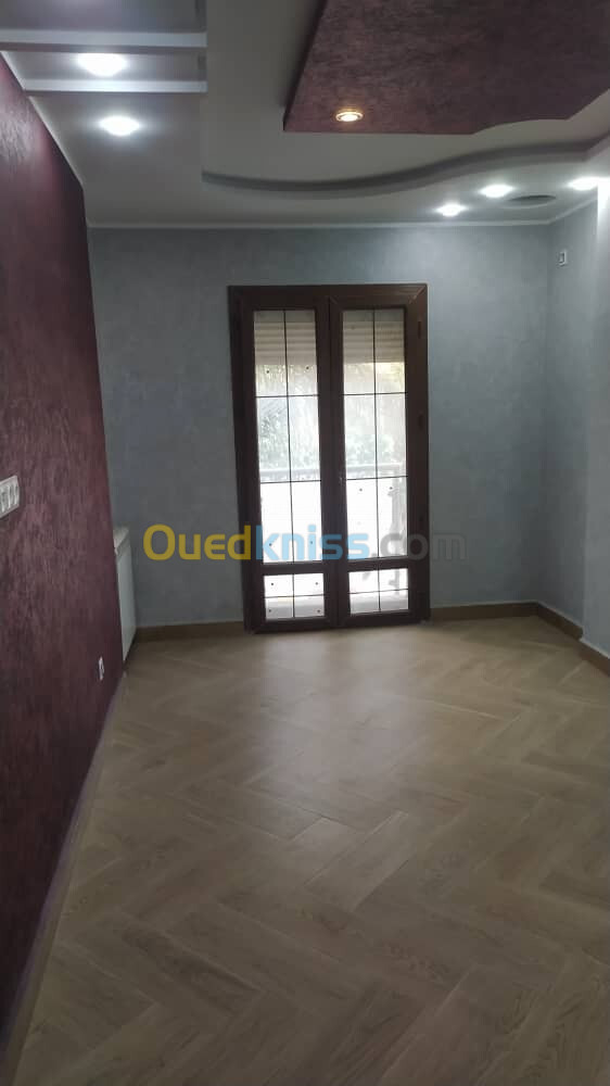 Location Appartement F4 Alger Bordj el bahri